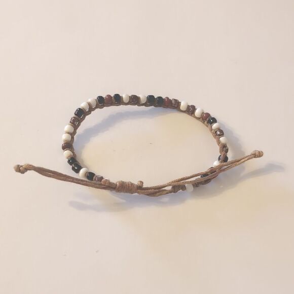 781 Brown Black and White‎ Beaded Adjustable Slider Bracelet - Picture 4 of 4